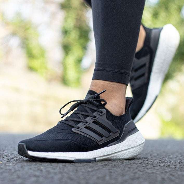 ADIDASULTRABOOST21BlackWhite_1 ADIDAS ULTRABOOST 21 Black White - Image 1