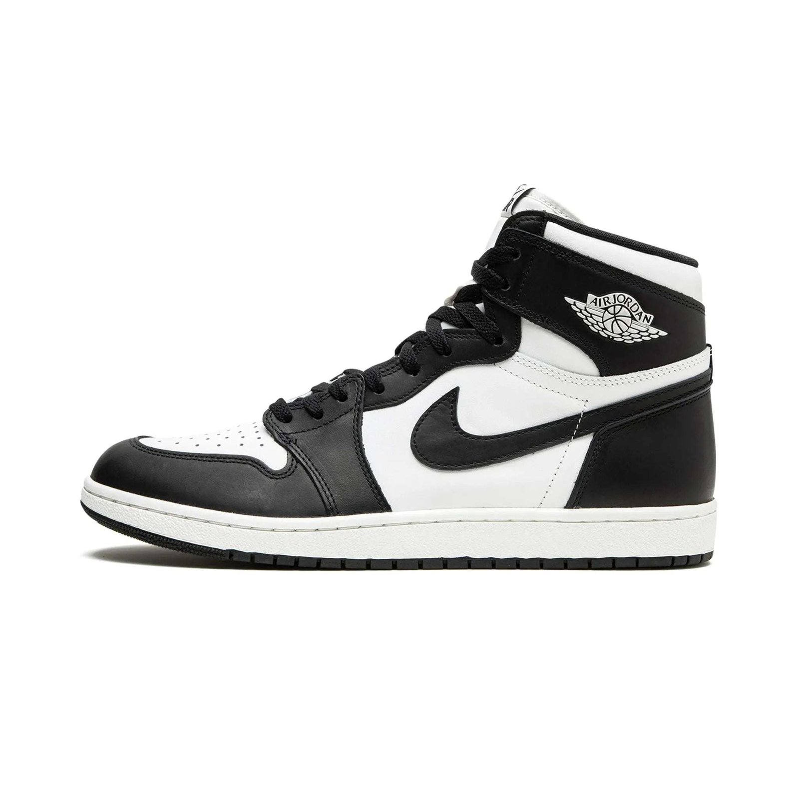 AirJordan1RetroHighOGWhiteBlack_4 Air Jordan 1 Retro High OG White Black - Image 1